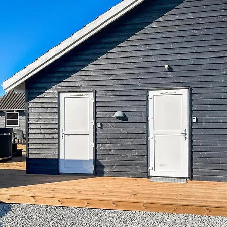 Blommestien V Feriehus Bøtø By